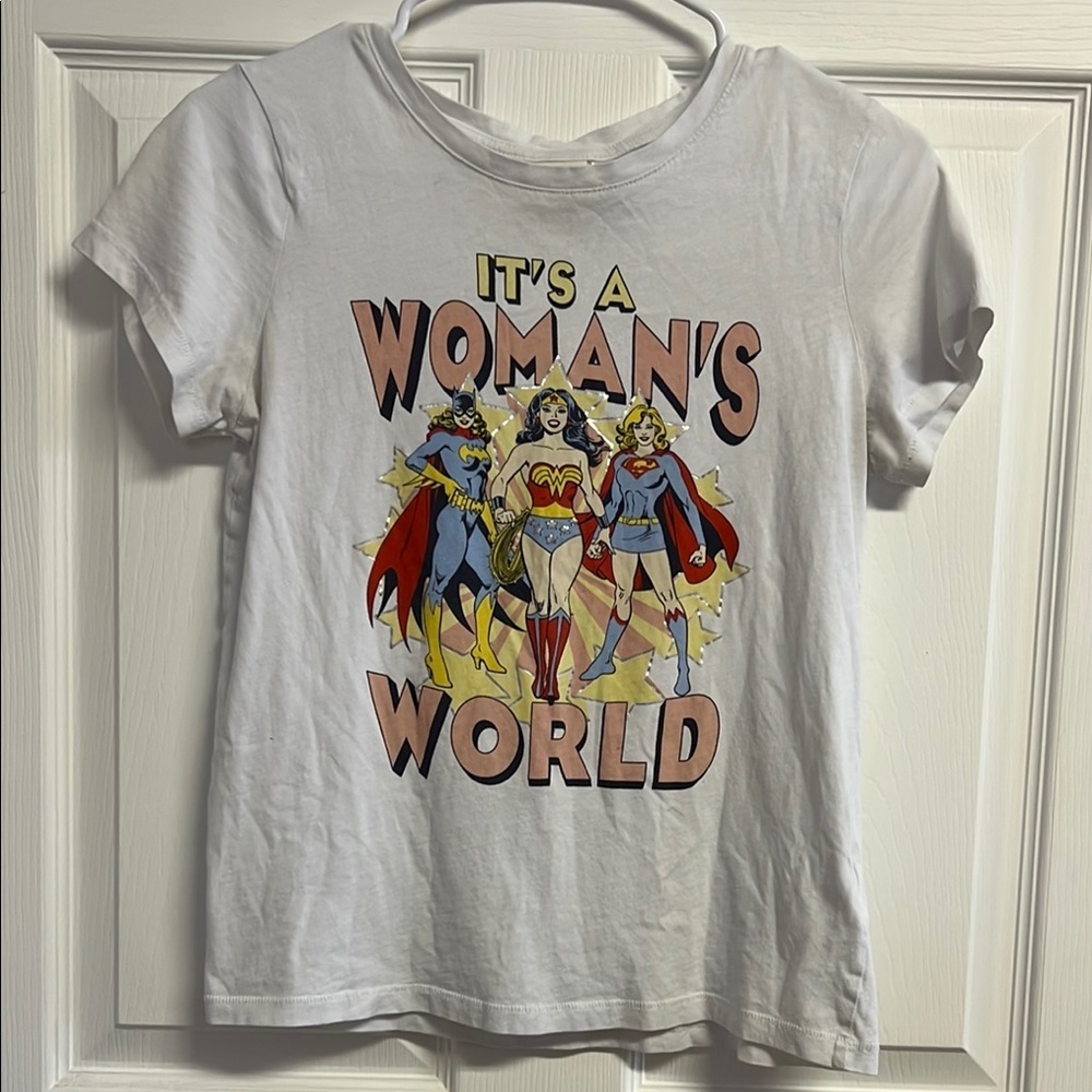H&M White Graphic T-Shirt with Superheroes